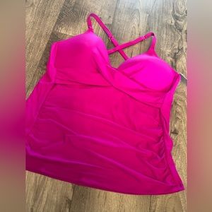 NWT Women’s Tankini Top - Size XL
